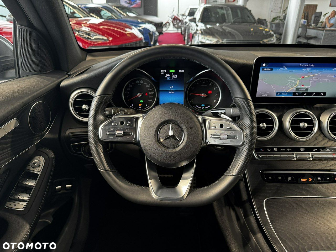 Mercedes-Benz GLC - 22