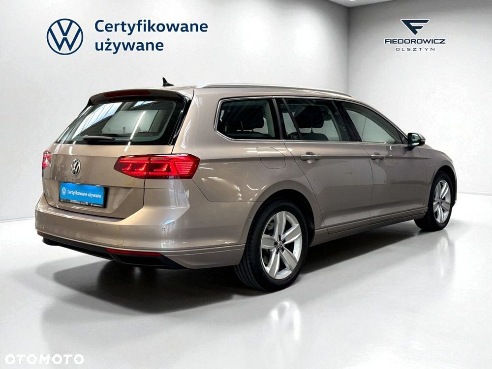 Volkswagen Passat 2.0 TDI Business DSG - 7