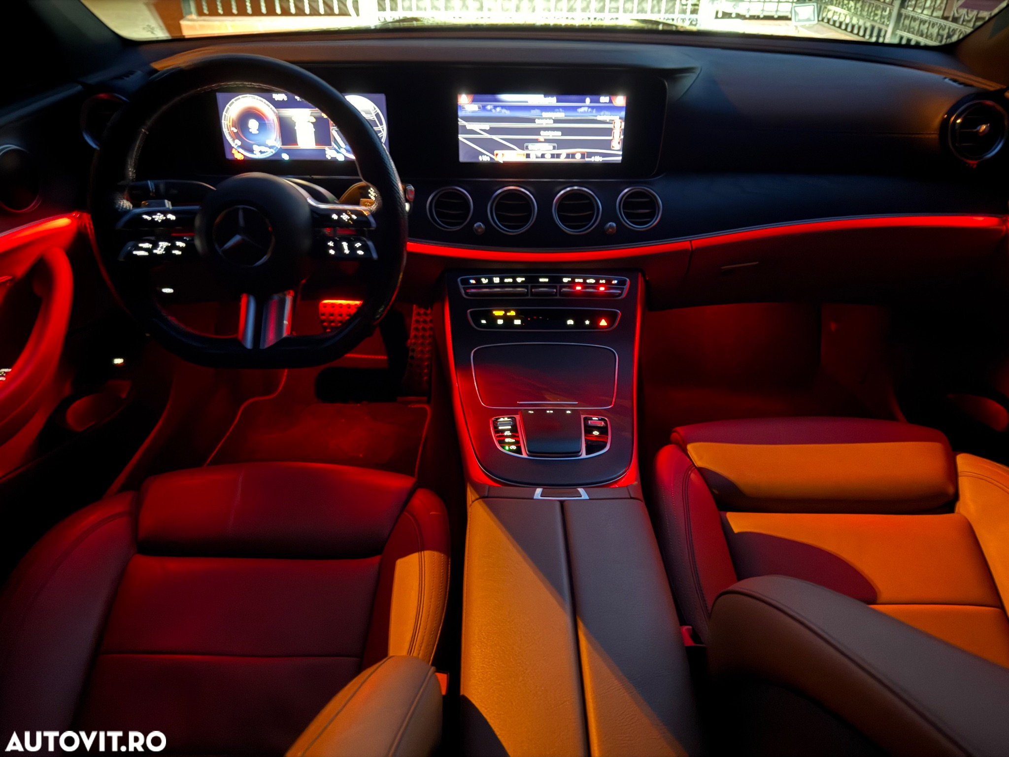 Mercedes-Benz E 220 d Aut. - 32