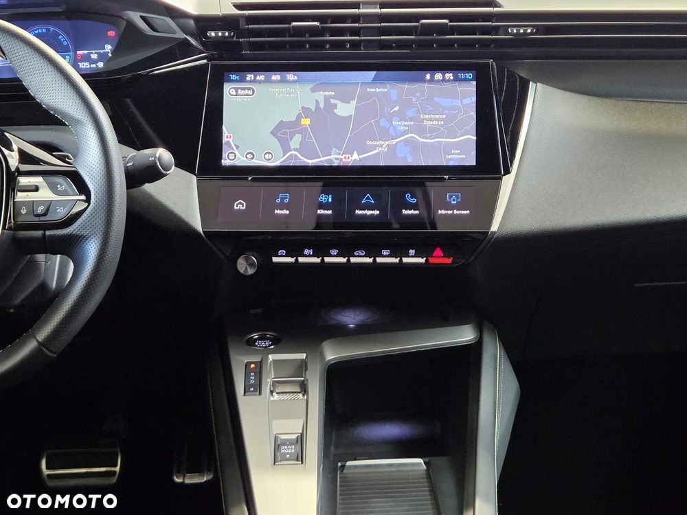 Peugeot 408 1.6 Plug-In Hybrid 180 GT EAT8 - 20