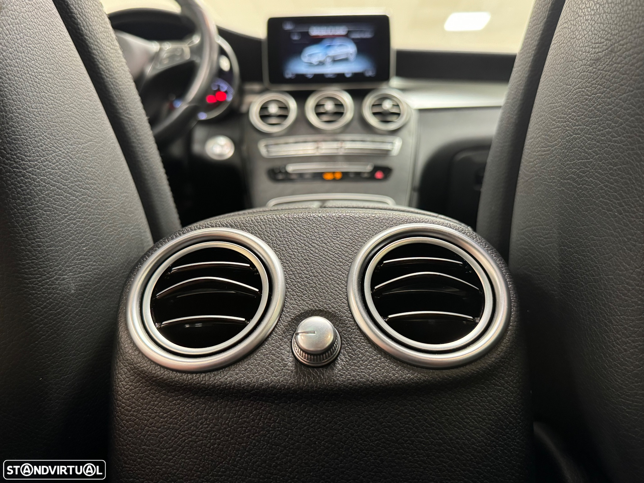 Mercedes-Benz GLC 220 - 27