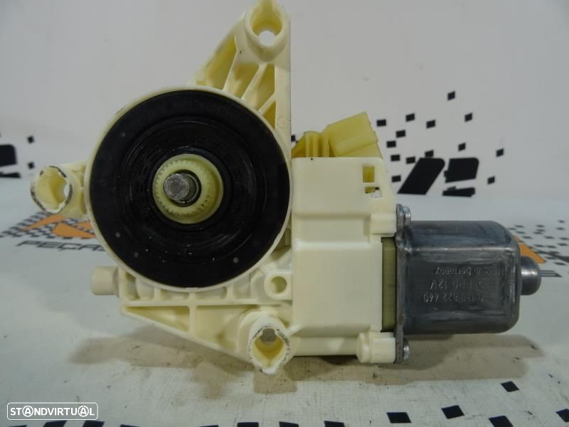 Motor Do Elevador De Vidro Frente Direito Mercedes-Benz C-Class (W204) - 2