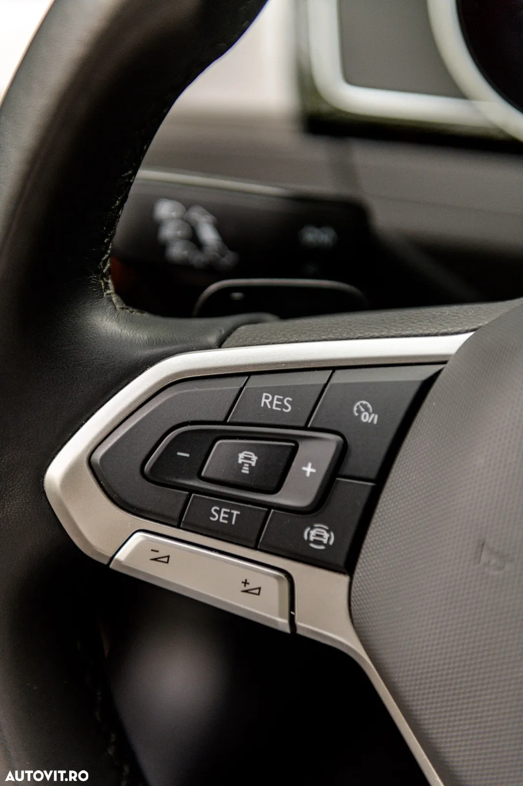 Volkswagen Passat Variant 1.5 TSI ACT OPF DSG Comfortline - 28