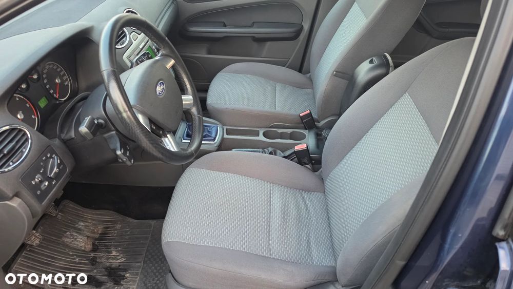 Ford Focus SW 1.6 TDCi Trend + - 14