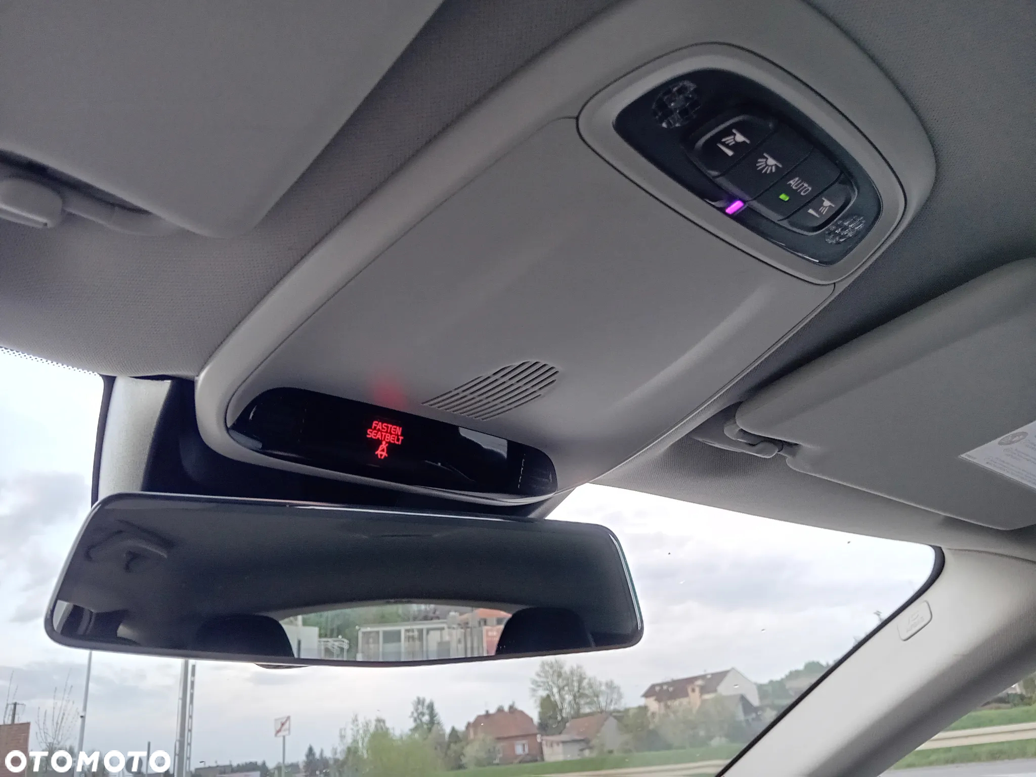 Volvo V40 D2 Summum - 23