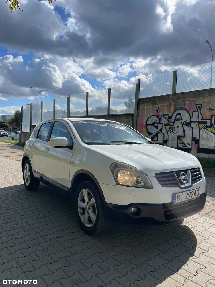 Nissan Qashqai - 2
