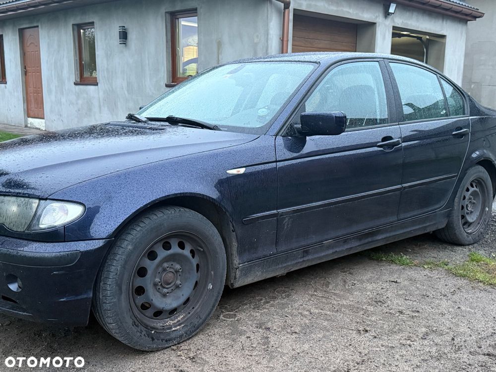 BMW Seria 3 318i - 11