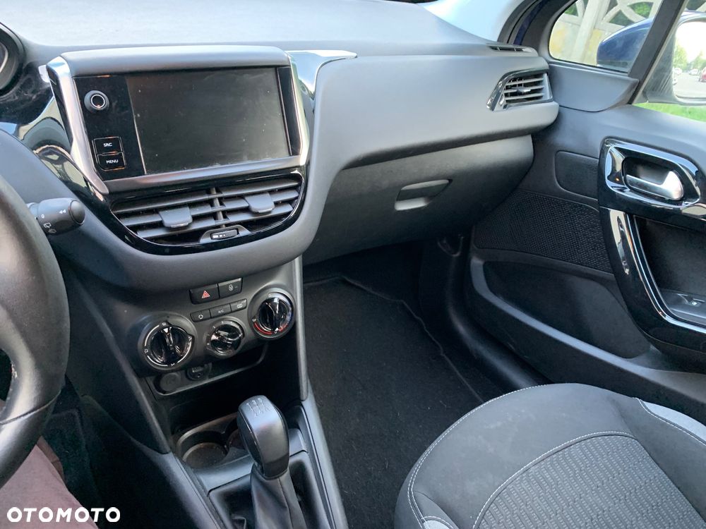 Peugeot 208 1.6 BlueHDi Active S&S - 29