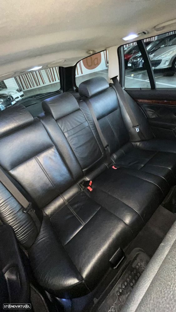 BMW 520 d Touring - 16