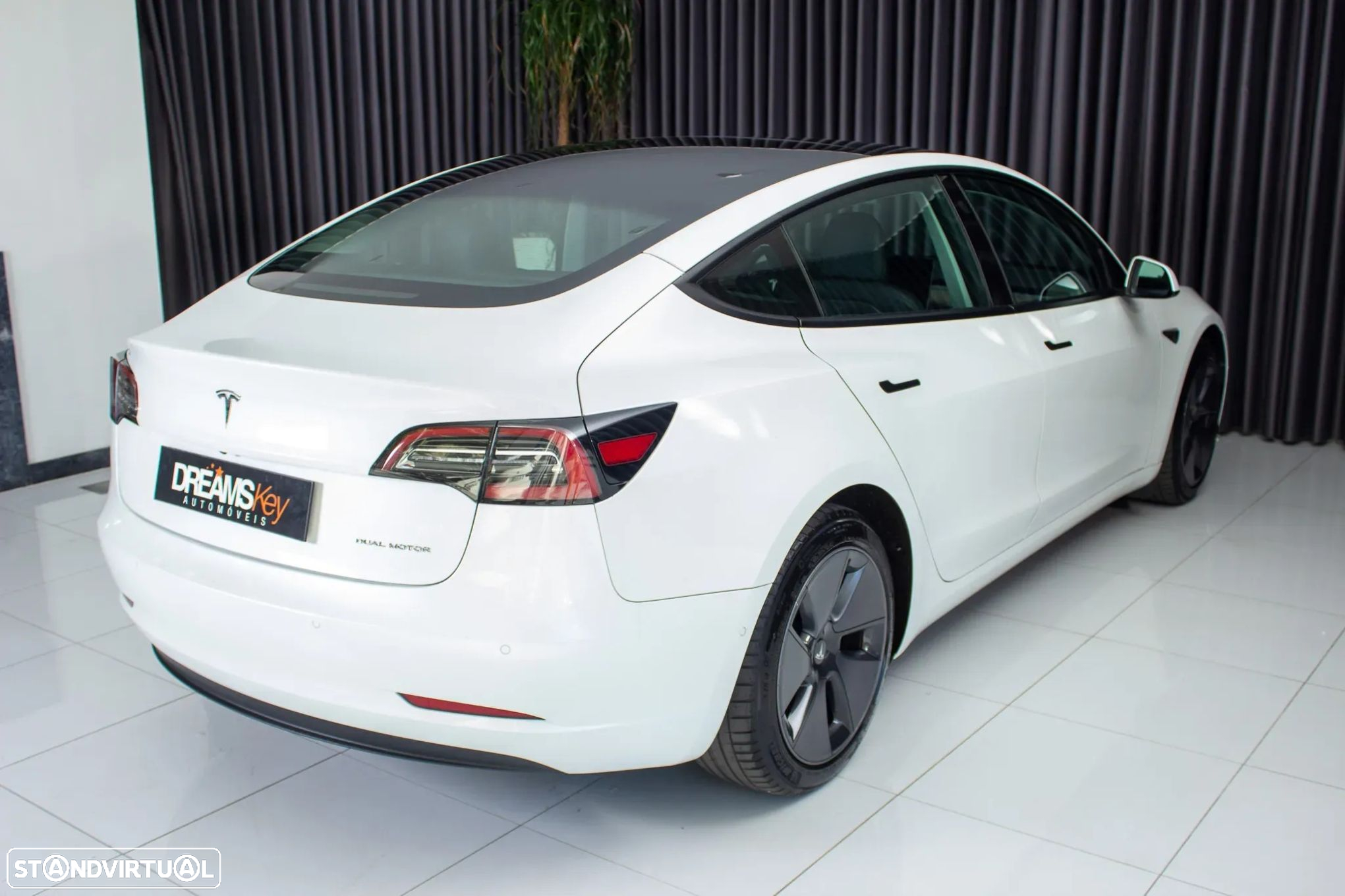 Tesla Model 3 Long Range AWD Dual Motor - 4