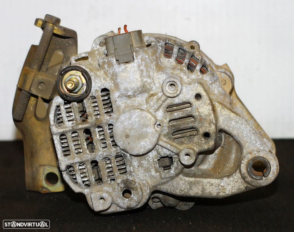 ALTERNADOR MAZDA 323F - 4