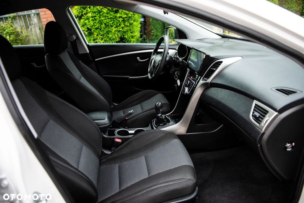 Hyundai i30 1.4 Trend - 37