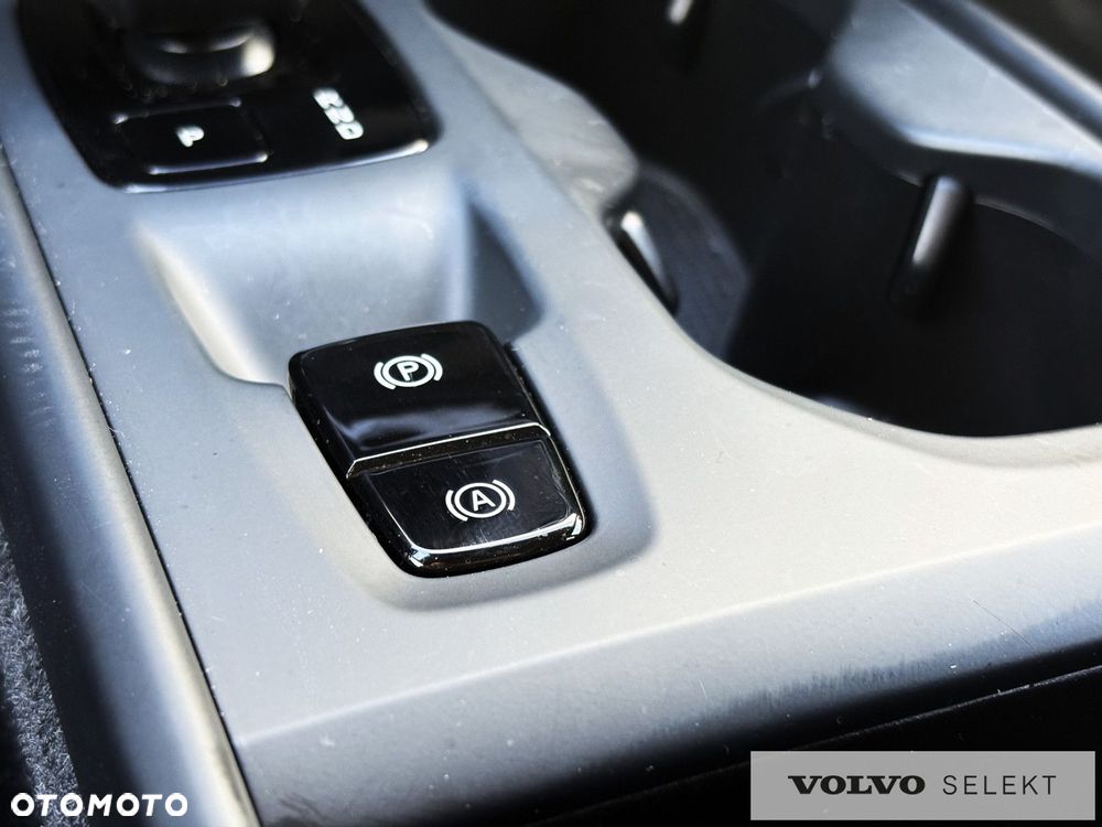 Volvo XC 40 - 20