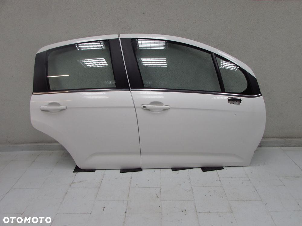 CITROEN C3 II 5 DRZWI 08-16 DRZWI PRAWY PRZOD EWPA BIALY KPL - 1