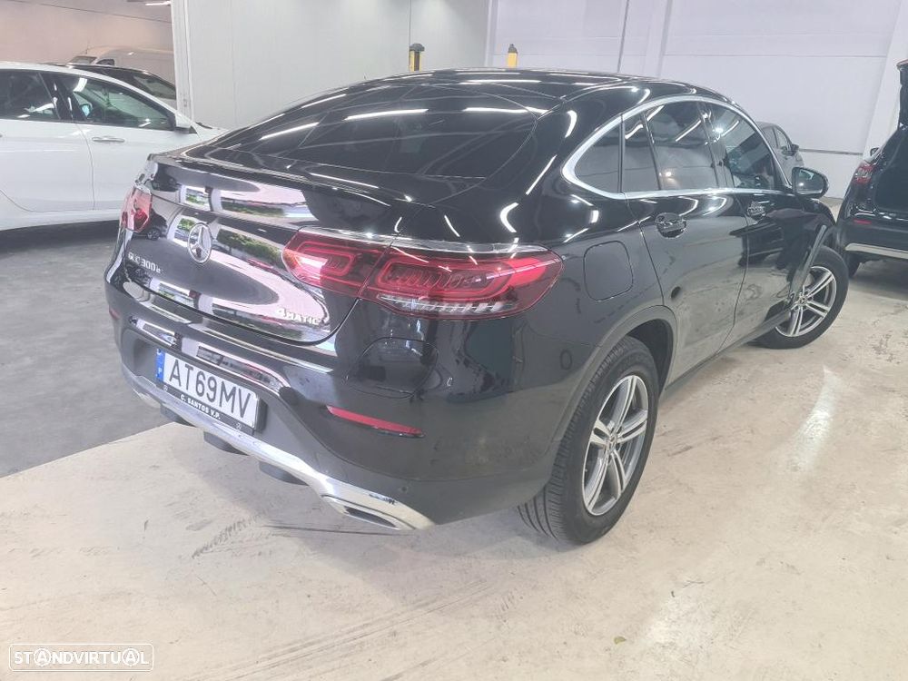 Mercedes-Benz GLC 300 e Coupé 4Matic - 4
