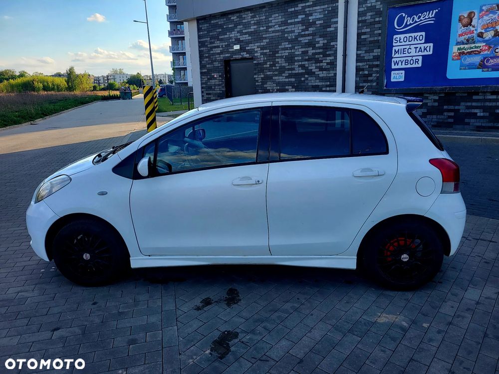 Toyota Yaris 1.0 Luna A/C - 8