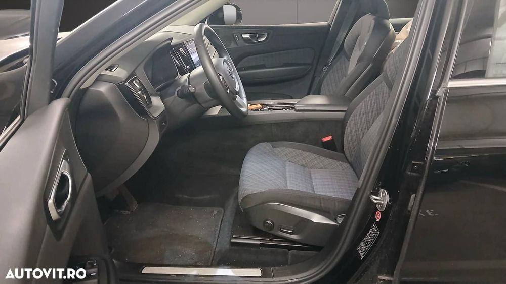 Volvo XC 60 B4 D Core - 9