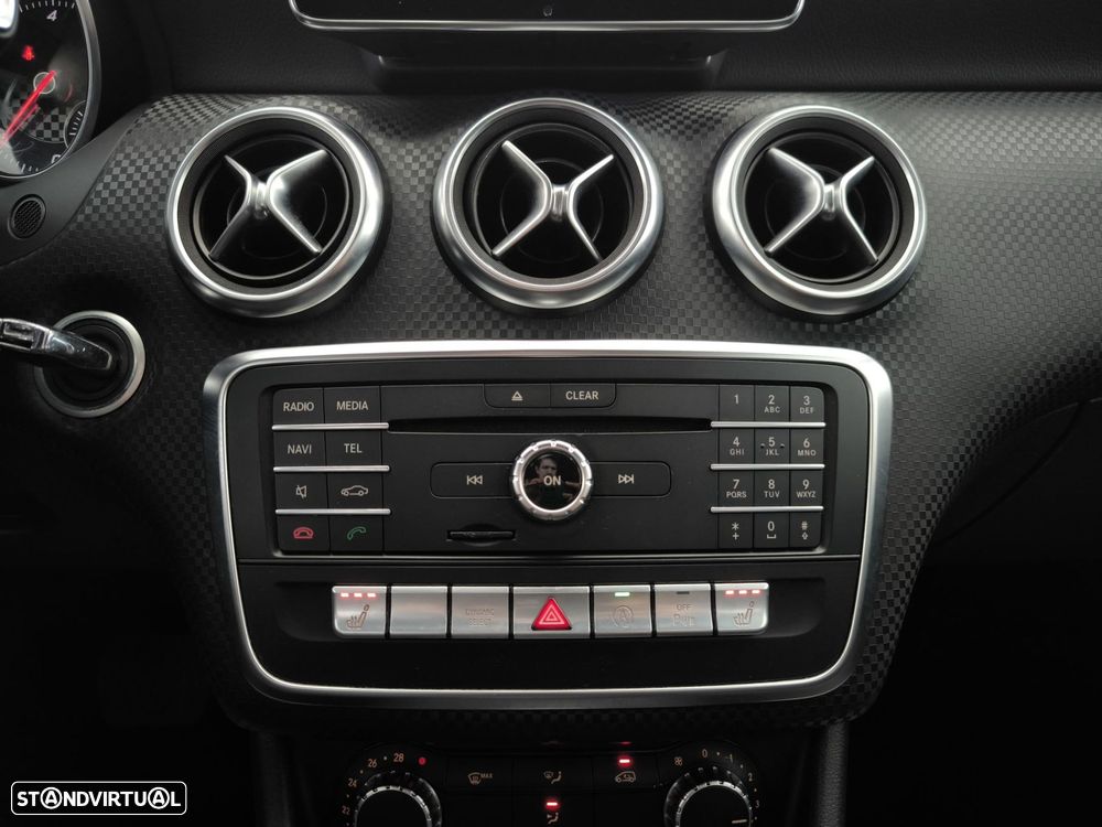 Mercedes-Benz A 180 d 7G-DCT Urban - 16