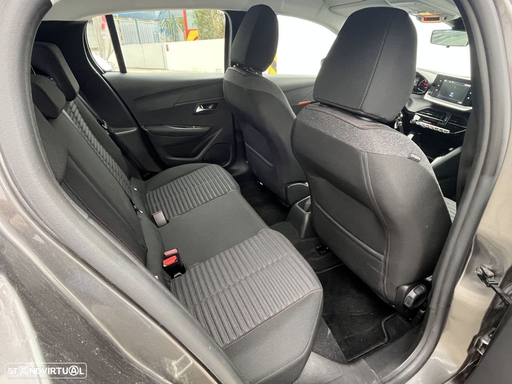 Peugeot 208 1.2 PureTech Active Pack - 6