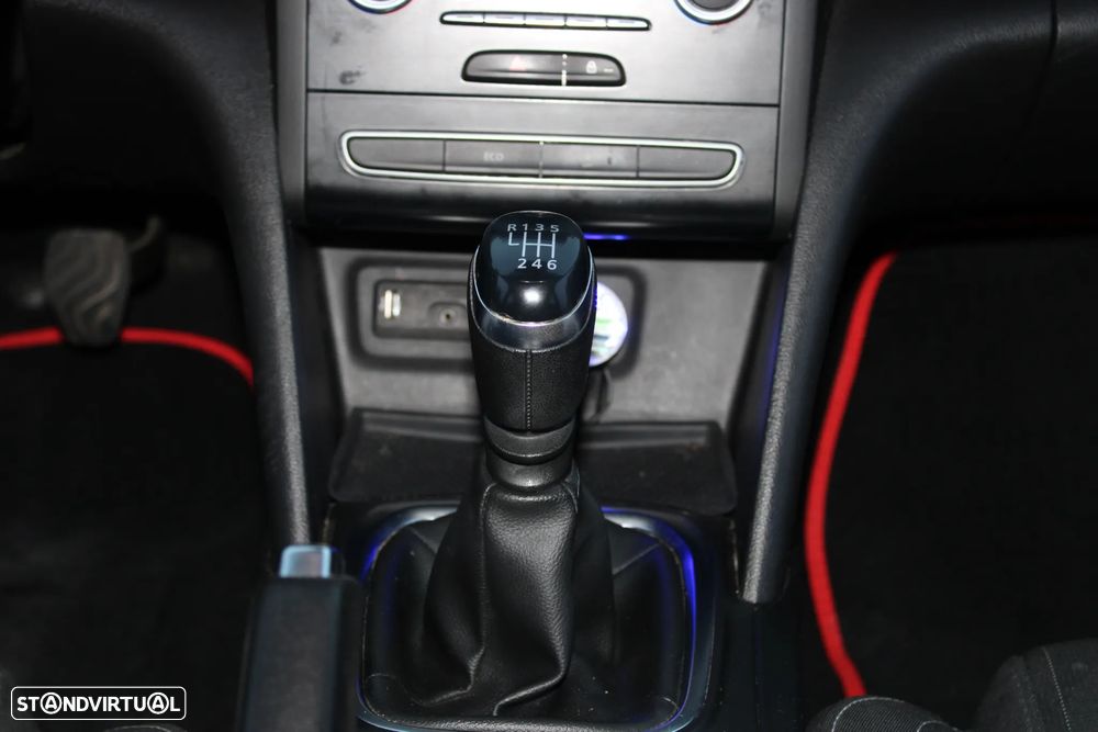 Renault Mégane Sport Tourer 1.5 dCi Limited - 13