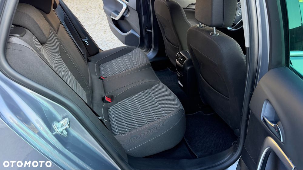 Opel Insignia 2.0 CDTI 4x4 ecoFLEX Start/Stop Business Innovation - 16