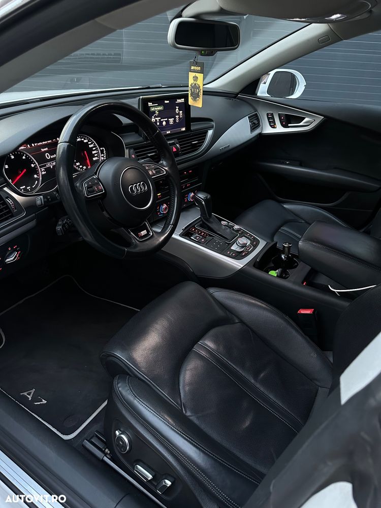 Audi A7 Sportback - 11