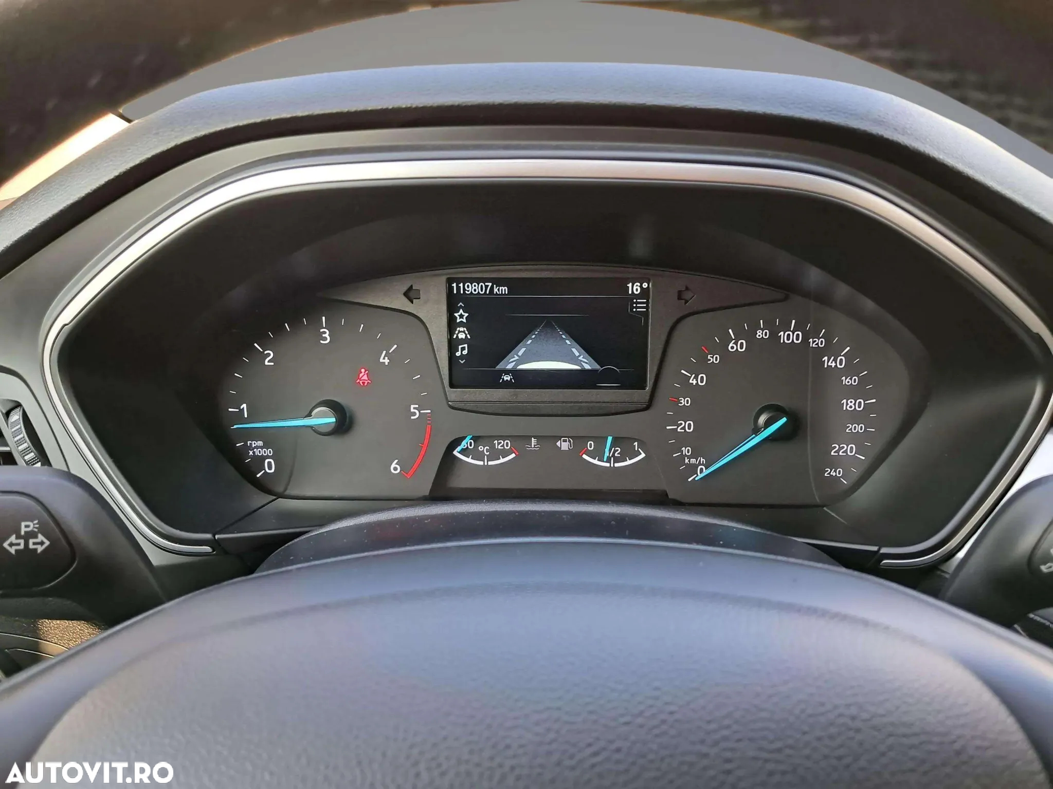 Ford Focus 1.5 EcoBlue Trend Edition - 11