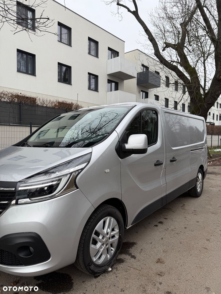 Renault Trafic 2.0 dCi EDC - 10