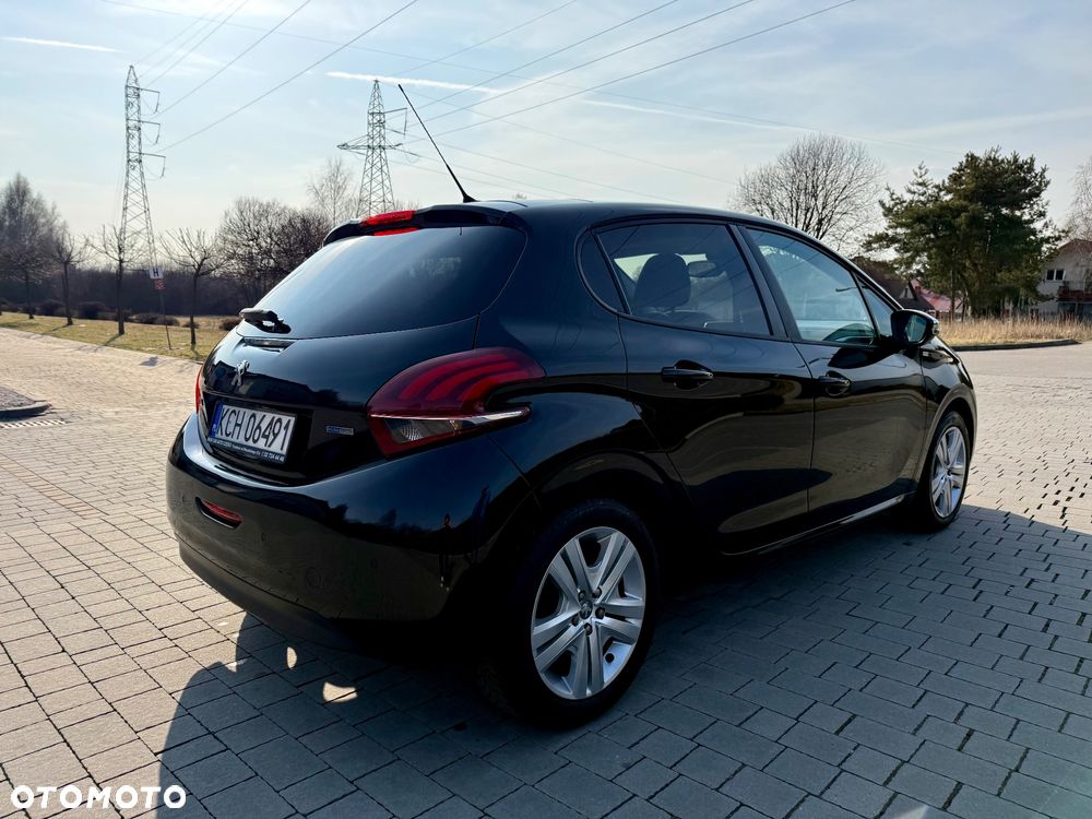 Peugeot 208 82 PureTech Style - 9