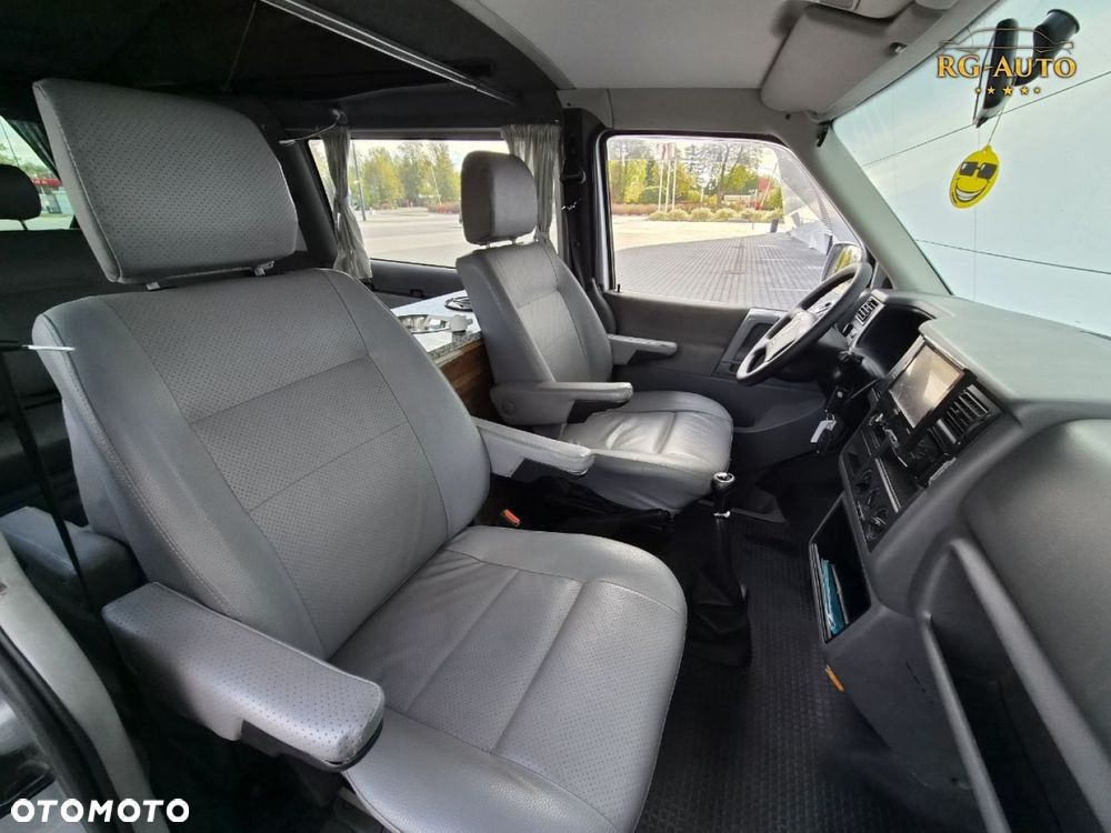 Volkswagen Transporter - 24