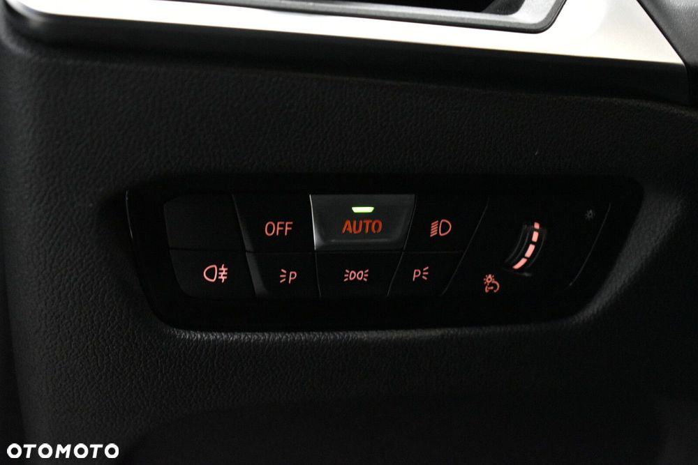BMW Seria 3 - 10