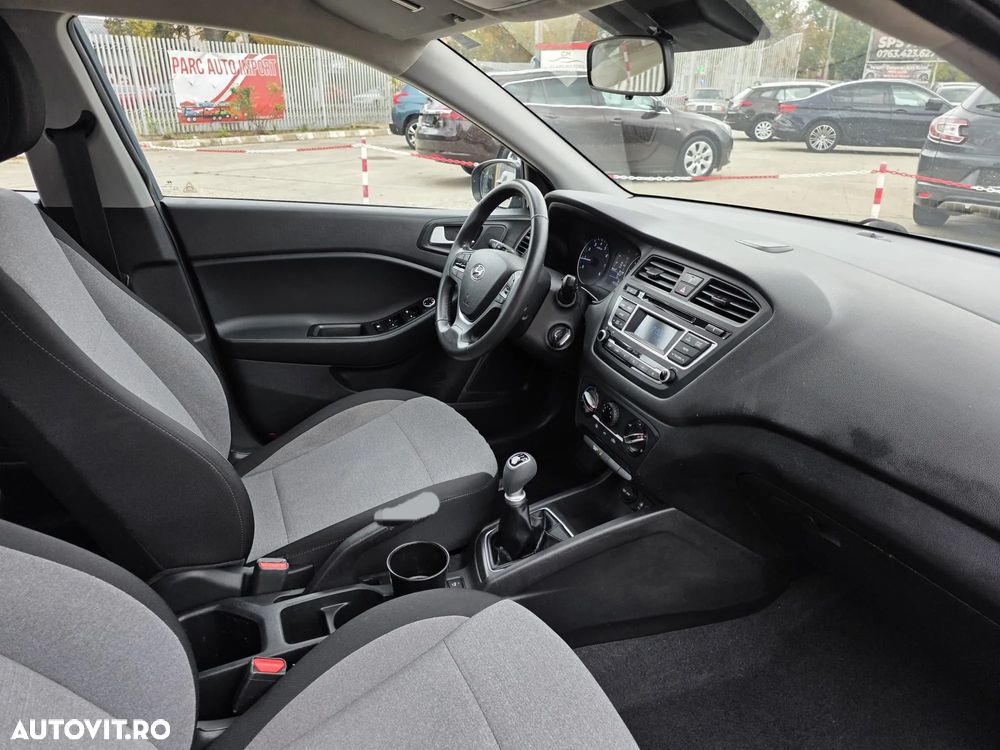 Hyundai i20 1.2 Style+ - 8