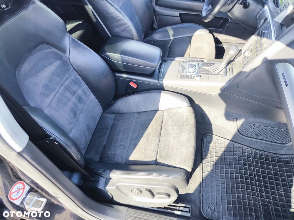 Audi A6 Avant - 10