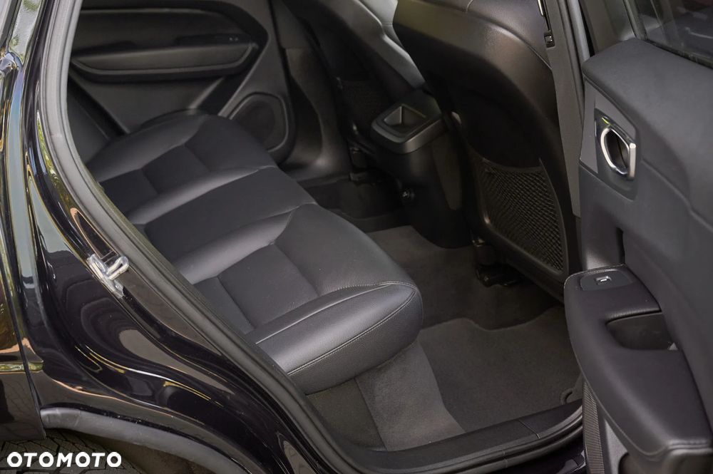 Volvo XC 60 D3 Momentum Pro - 33