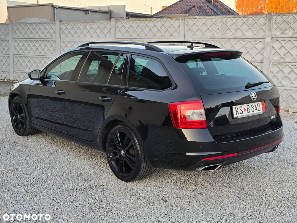 Skoda Octavia 2.0 TDI DSG RS - 15