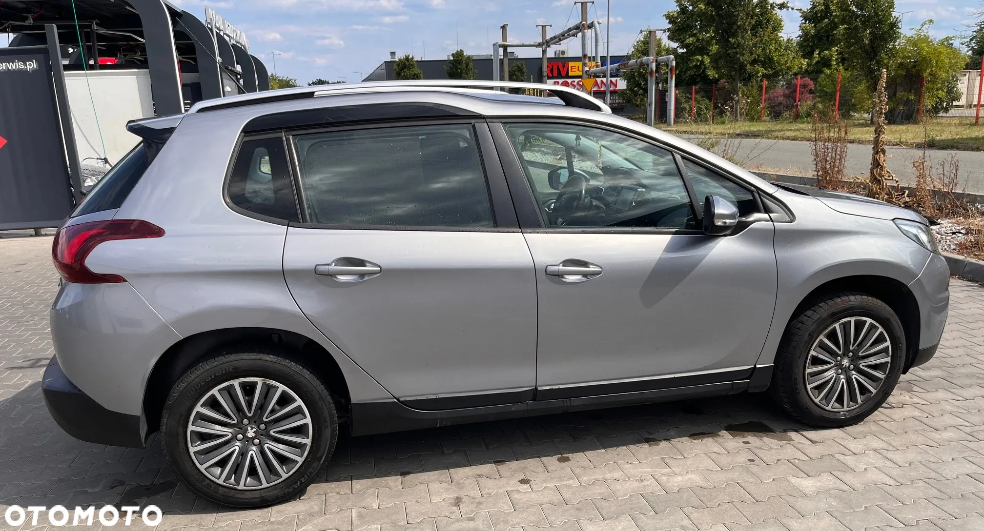 Peugeot 2008 - 3