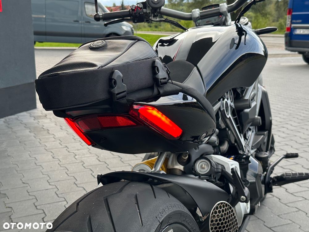 Ducati Diavel - 28