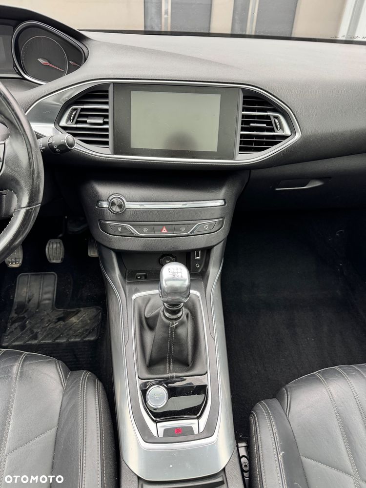 Peugeot 308 - 19