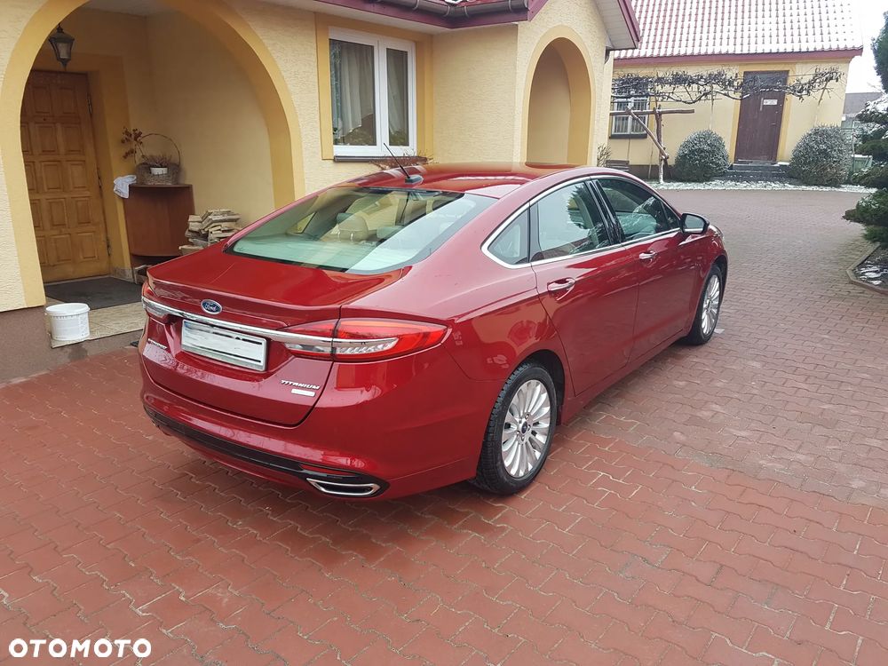 Ford Fusion - 2