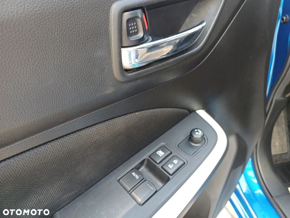Suzuki Swift 1.2 Premium Plus - 19