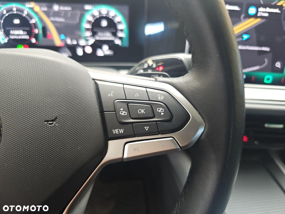Volkswagen Passat - 15