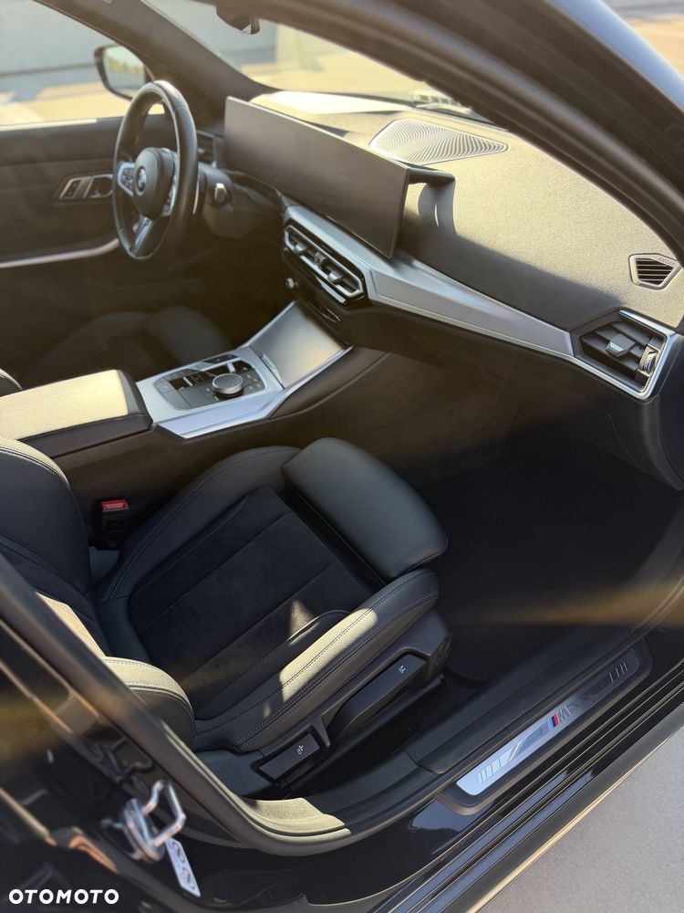 BMW Seria 3 320d xDrive mHEV M Sport - 23