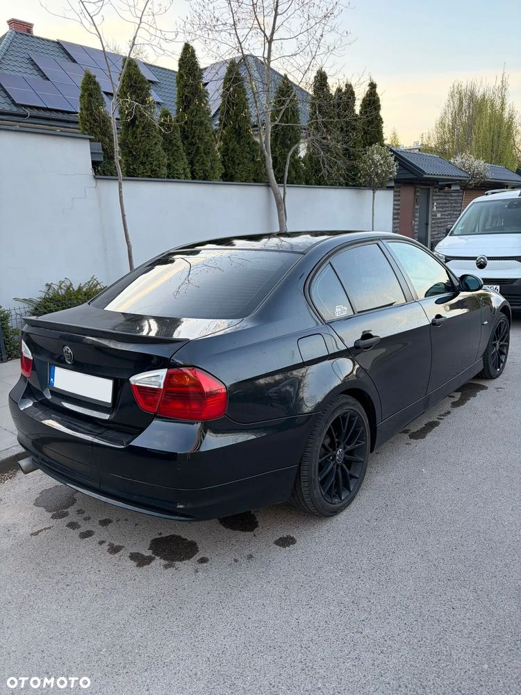 BMW Seria 3 318i - 2