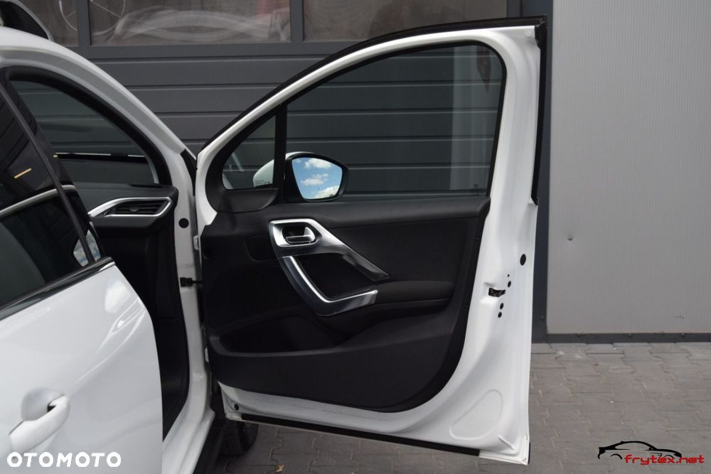 Peugeot 2008 - 21