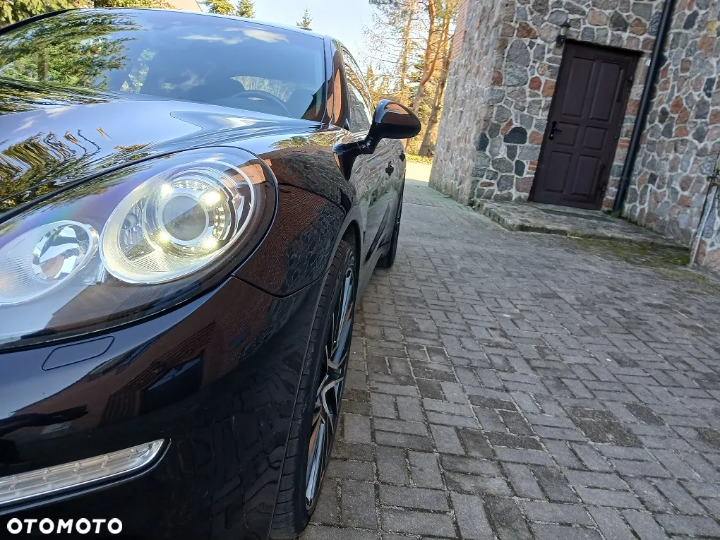 Porsche Panamera - 24