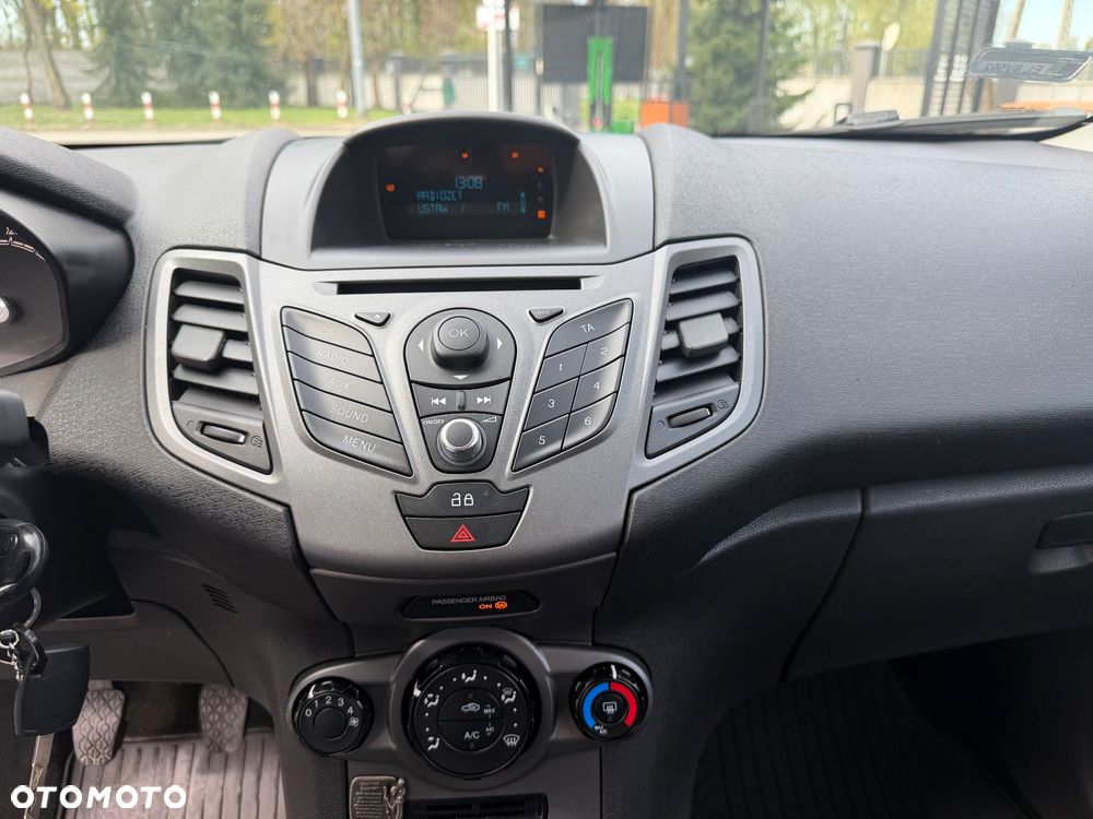Ford Fiesta 1.25 Trend EU5 - 22