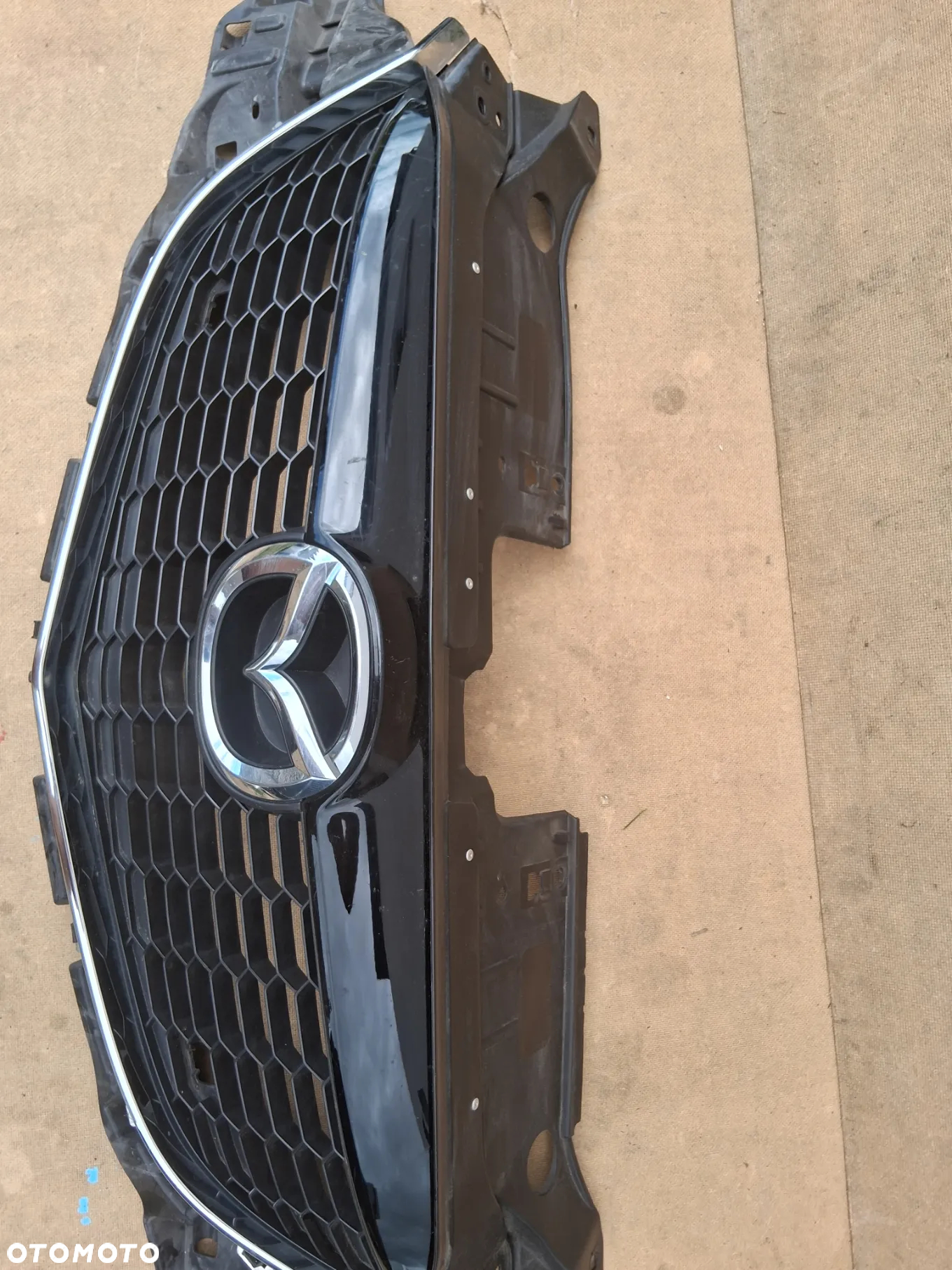 Atrapa Grill MAZDA CX-5 I 12-17 - 2