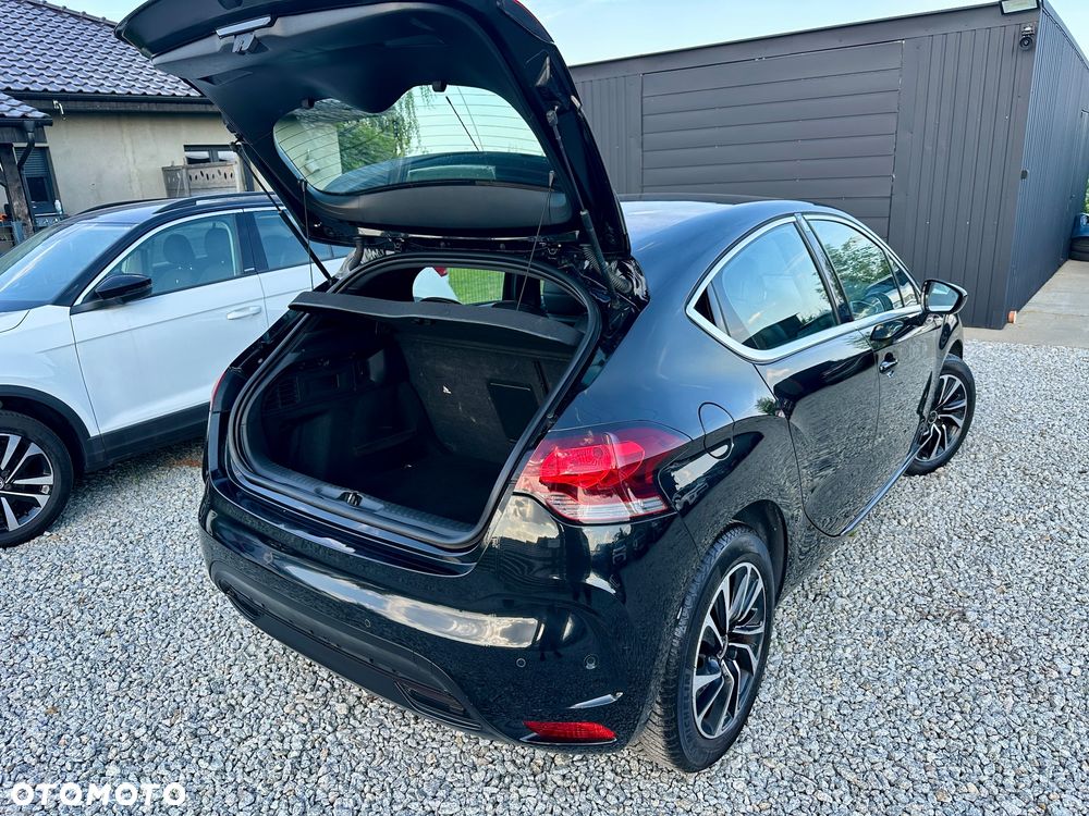 Citroën DS4 1.2 PureTech Chic S&S - 19