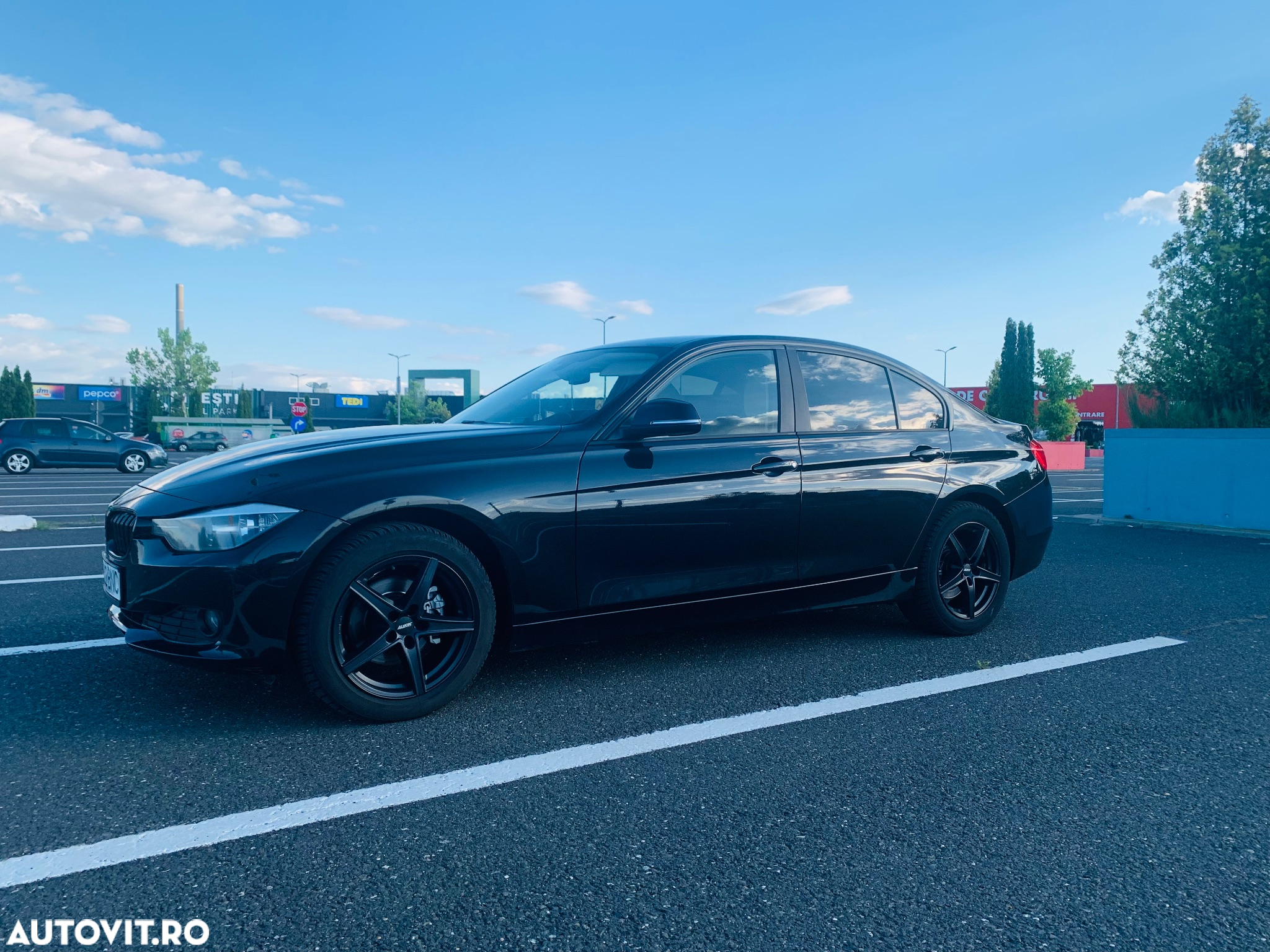 BMW Seria 3 320d DPF Touring Edition Fleet - 2