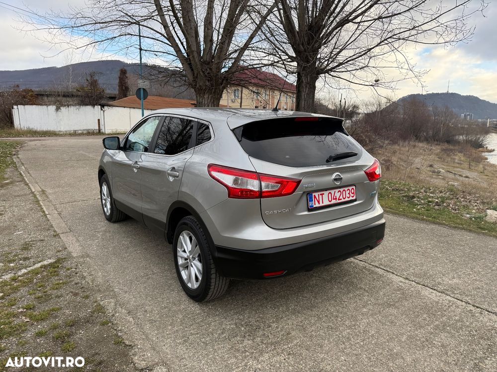 Nissan Qashqai 1.5 DCI TEKNA - 4